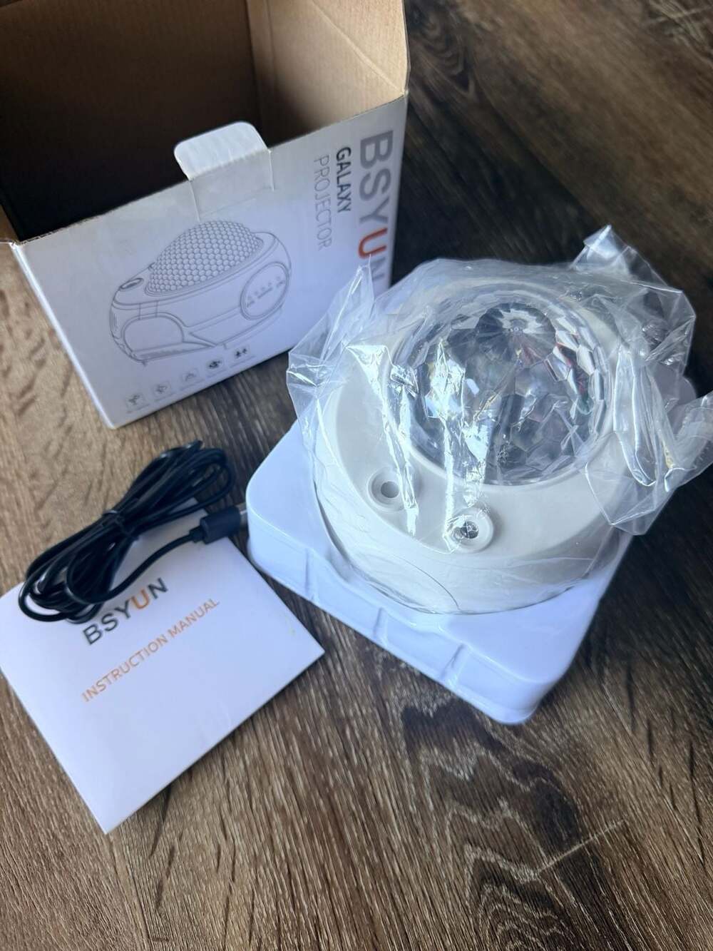BSYUN Galaxy Projector Model GL01 Night Light